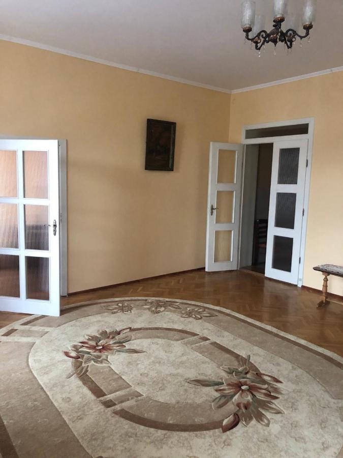 Old Town Flat Mukacheve Exterior photo